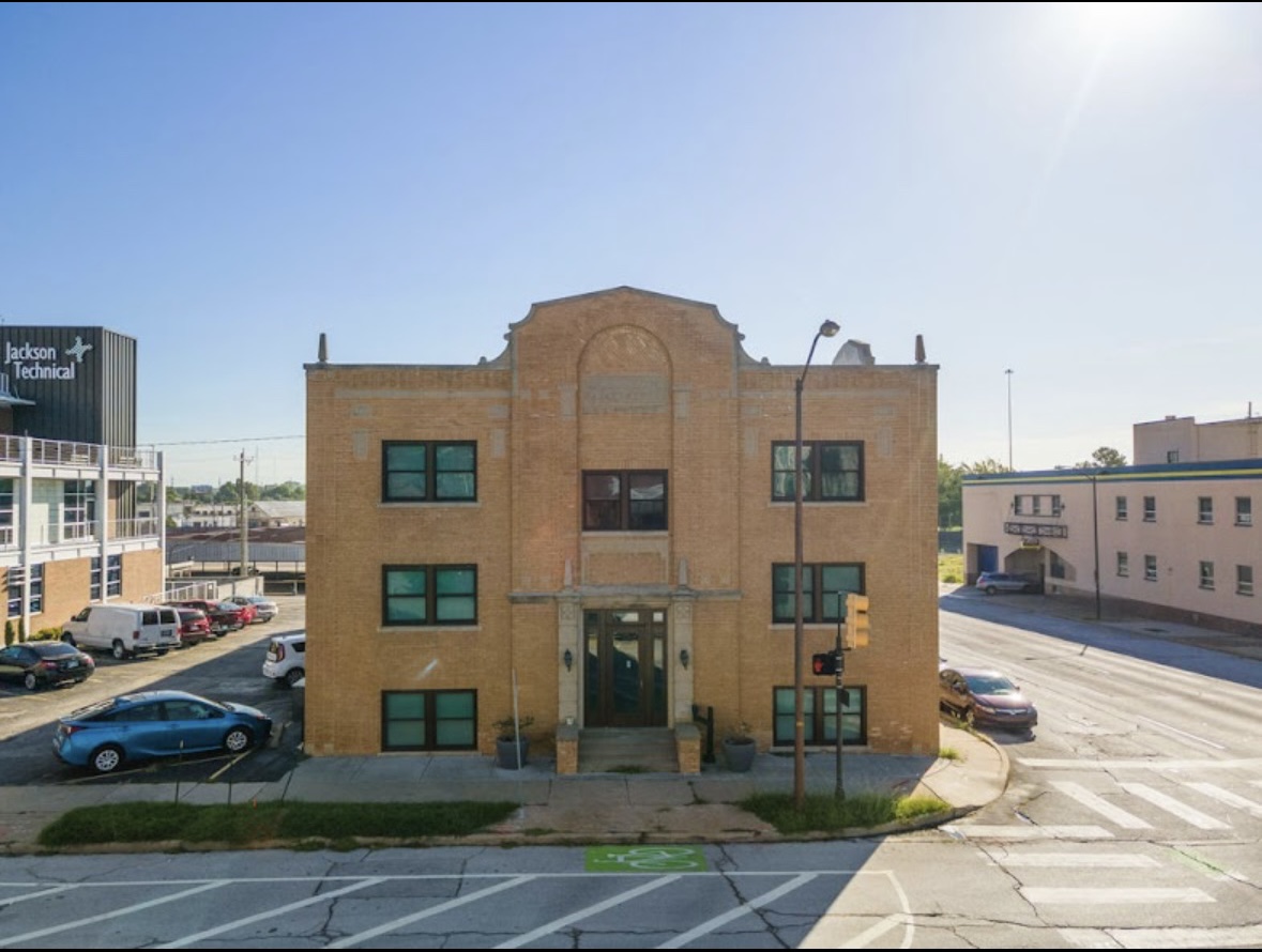 625 S. Elgin Avenue
